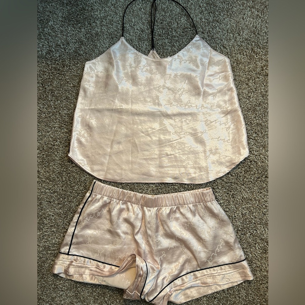 VS Pajama Set